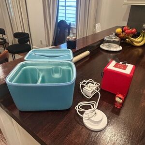 Gen1 Red Tonie Box and Carrying Case